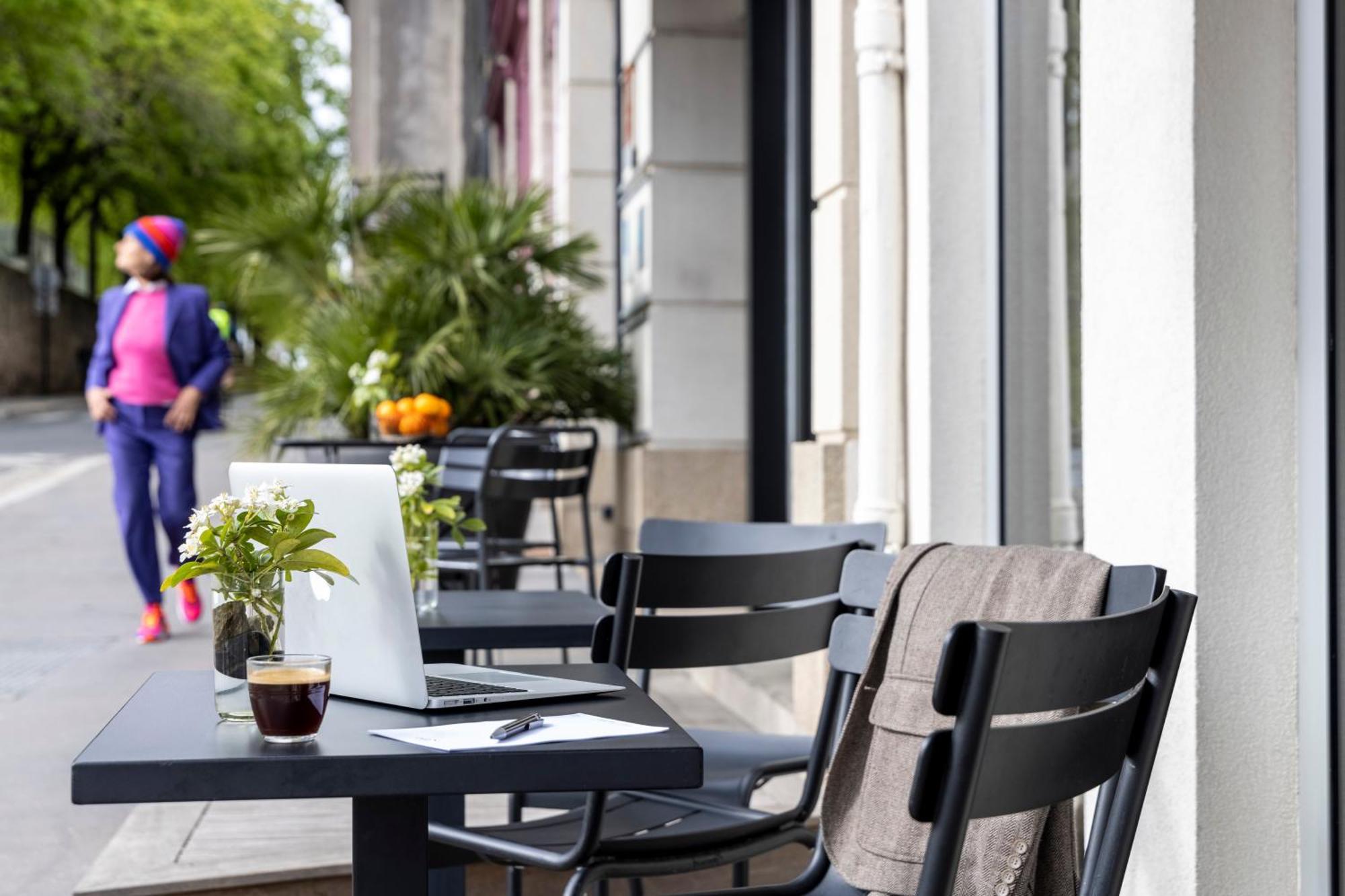 L'Hotel Nantes Exteriör bild